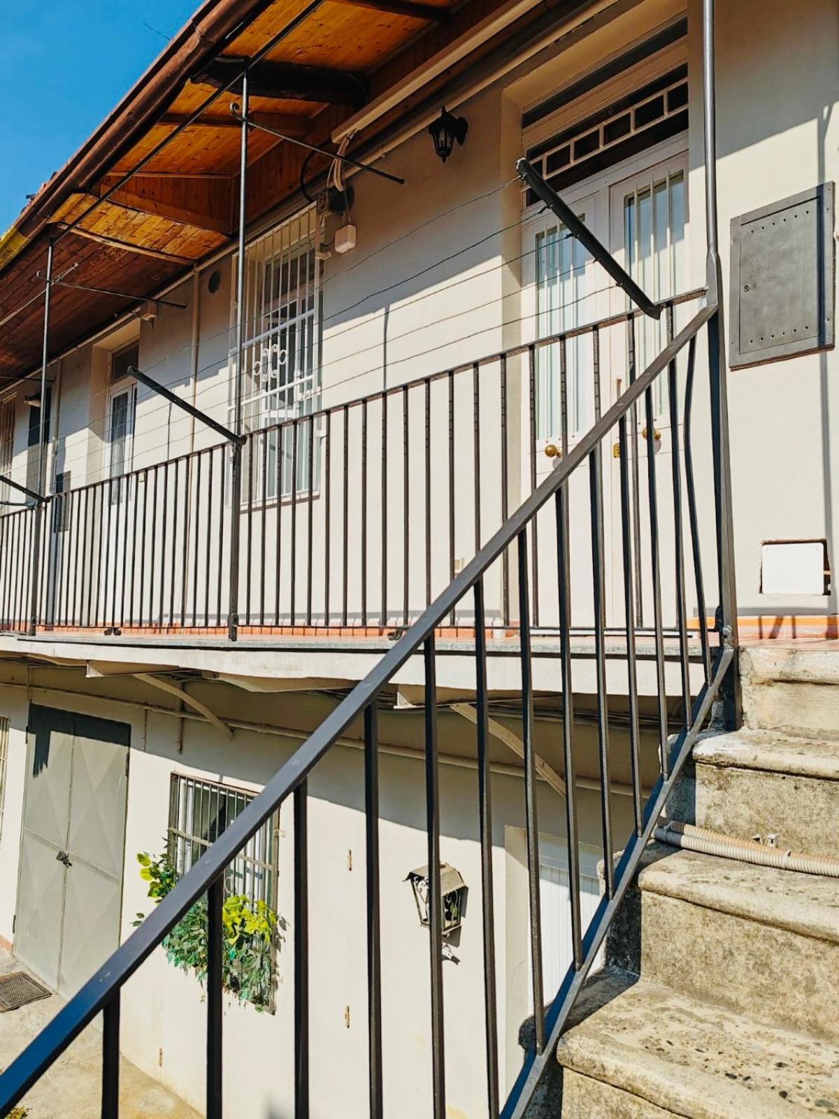 Casetta Nel Cortile Torino Esterno foto