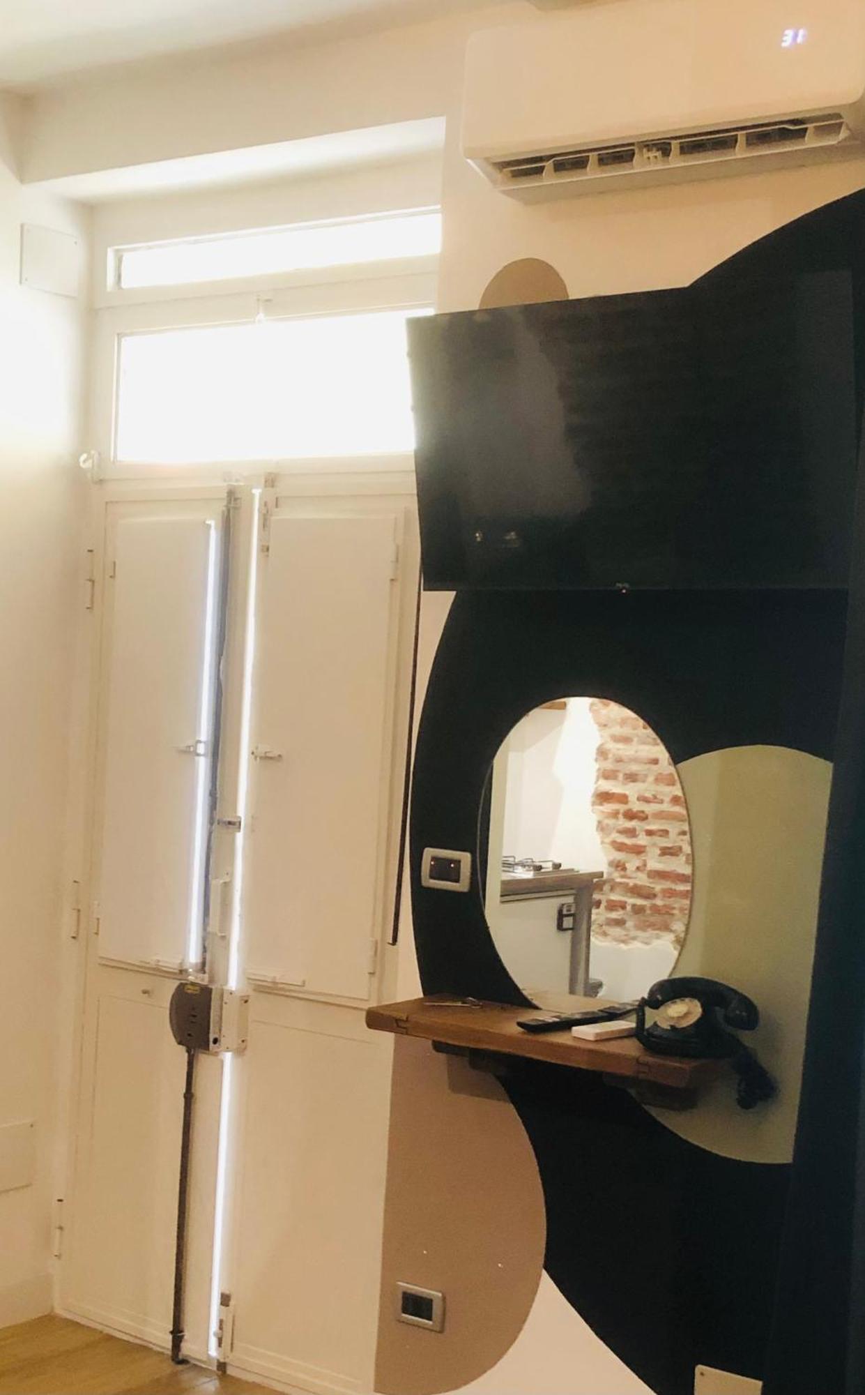 Casetta Nel Cortile Torino Esterno foto